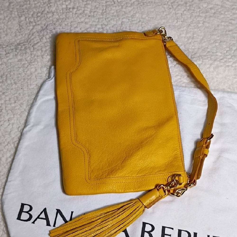 Banana Republic Mustard Leather Crossbody Bag - Picture 14 of 16